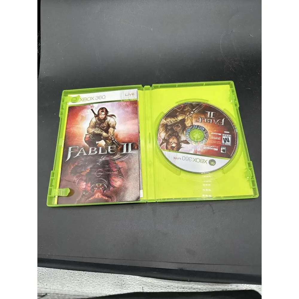 Fable II Microsoft Xbox 360 2008 CIB Complete Video Game